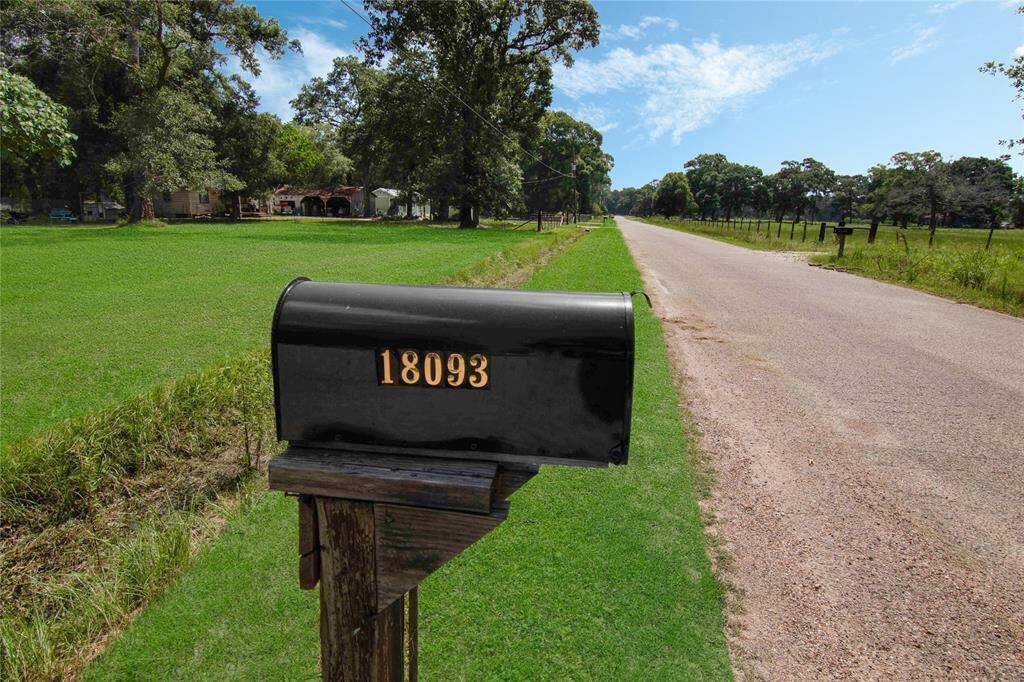 Welcome home to 18093 Pickering Rd!