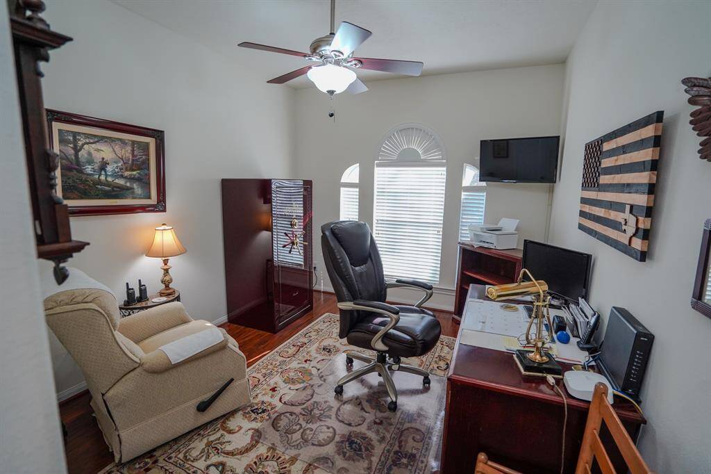 4th bedroom being used as a office