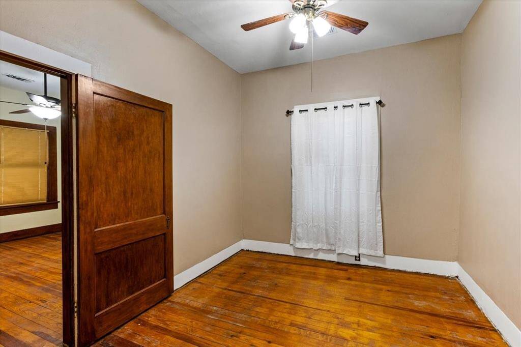 Upstairs Bedroom #2