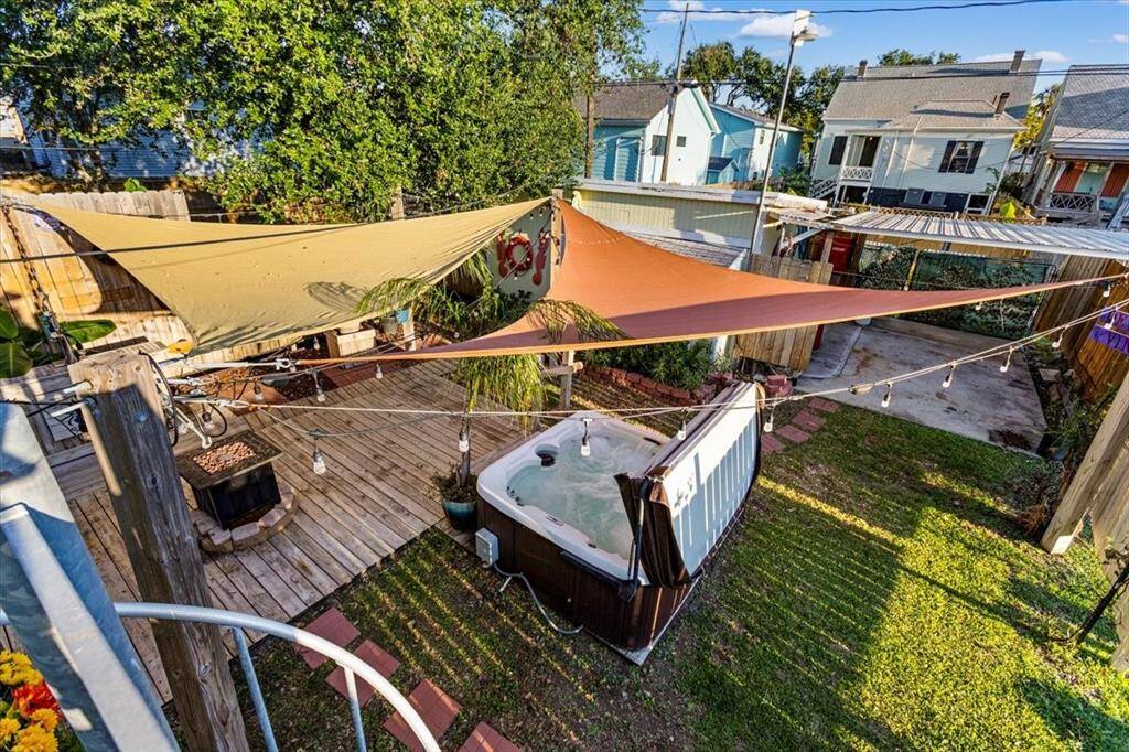 2 Car garage and bonus carport offer covered entertaining space and plenty of room for your toys!