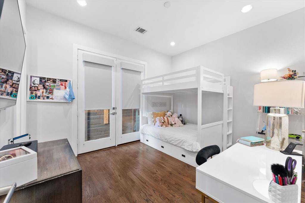 1st Floor Bedroom