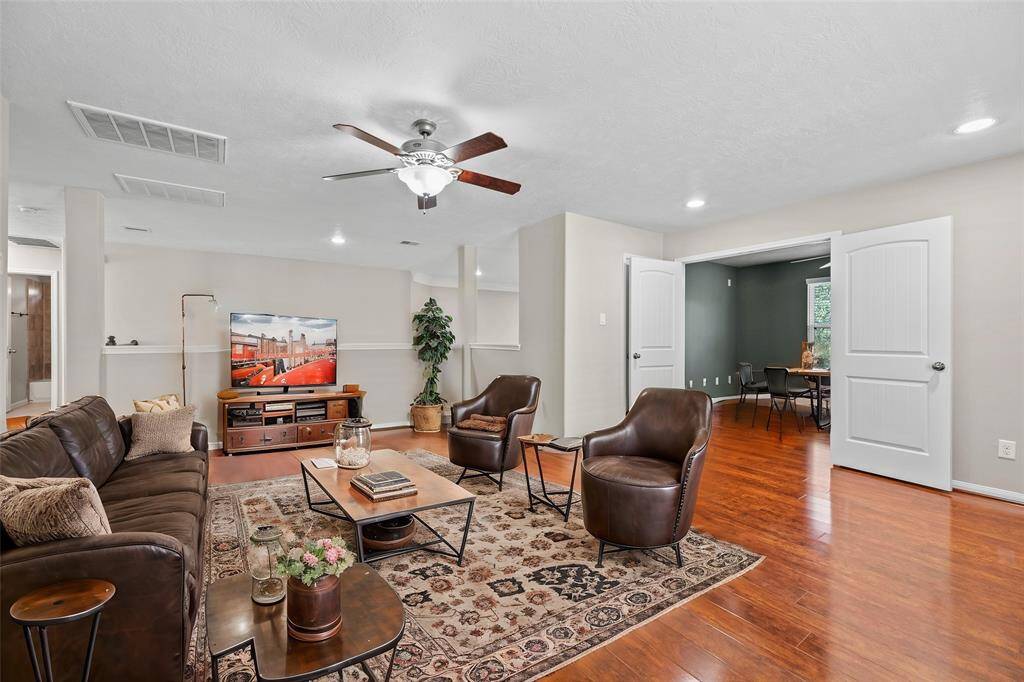 This Gameroom is a huge space for the kiddos to rule the roost or enjoy game night together as a family. This space is all about fun and family. Connected to the media room or play room means that you can still catch the game while the kiddos are in enjoying the other space. GAME ON!
