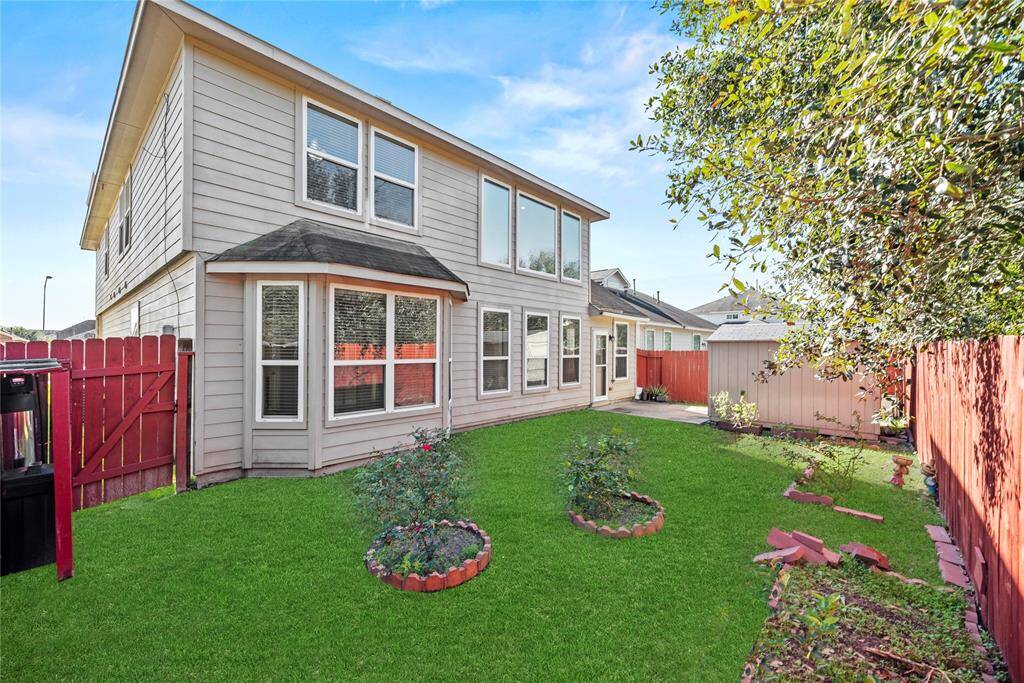 Plenty of room for the kids to run around and those four-legged friends. Enjoy access to so much space. Fill the area with all the outdoor fun this space can handle.