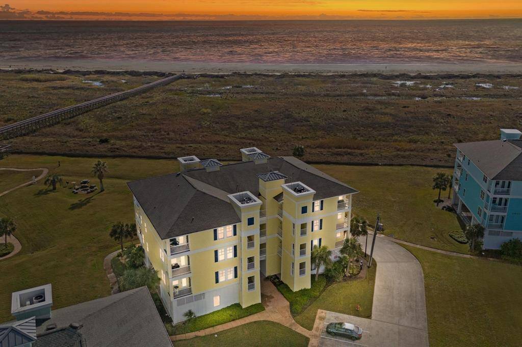 Spectacular location and views. Each Villa condo has 1 assigned parking spot and extra guest parking outside the building for convenience.