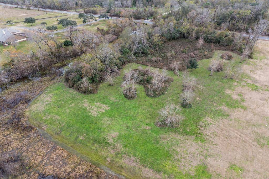 Chenango Ranch offers a distinctive neighborhood designed to cater to individual desires