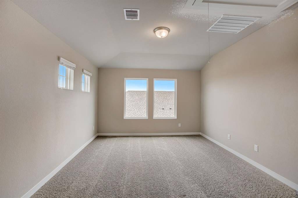 Photo is not of the actual home but is an inspirational photo of builder’s model home and may depict options, furnishings, and/or decorator features that are not included.