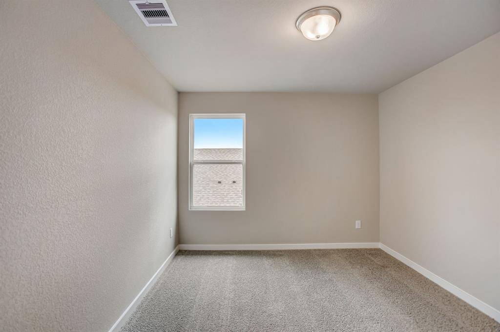 Photo is not of the actual home but is an inspirational photo of builder’s model home and may depict options, furnishings, and/or decorator features that are not included.