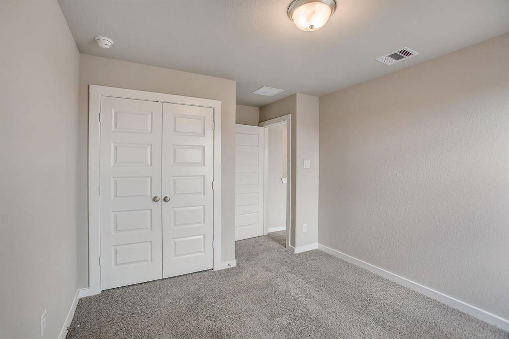 Photo is not of the actual home but is an inspirational photo of builder’s model home and may depict options, furnishings, and/or decorator features that are not included.