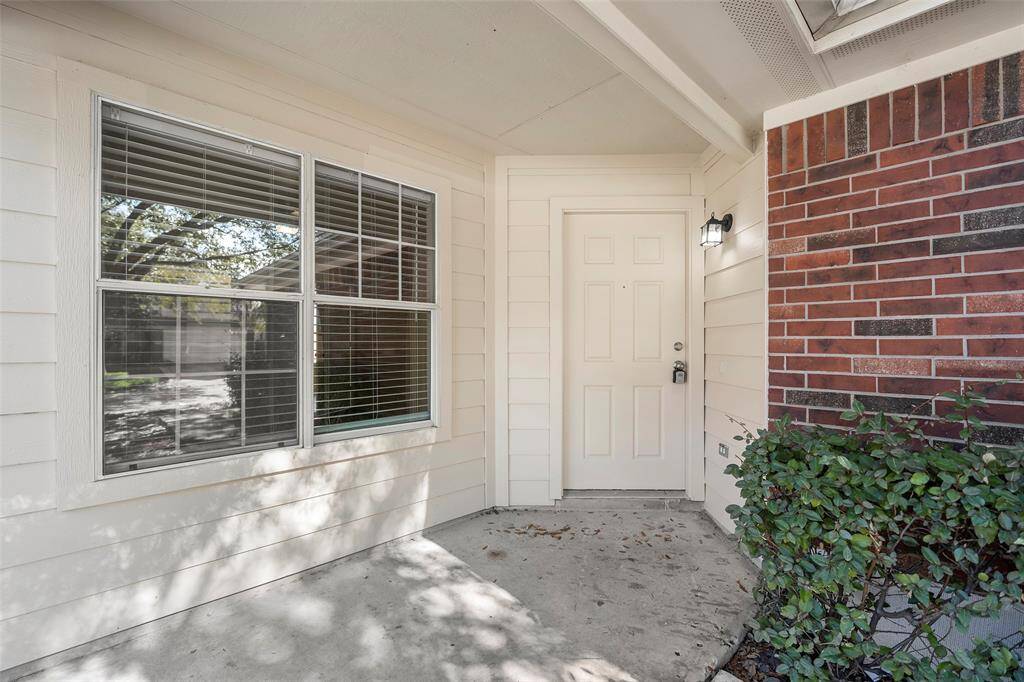 The Primary Bedroom is down stairs with ensuite Bath.  3 Bedrooms, Game Room and a full Bath upstairs. This is convenient to I45, Beltway 8, Hwy 99, Bush Intercontinental Airport, and the Woodlands Dining and Shopping! Aldine ISD.