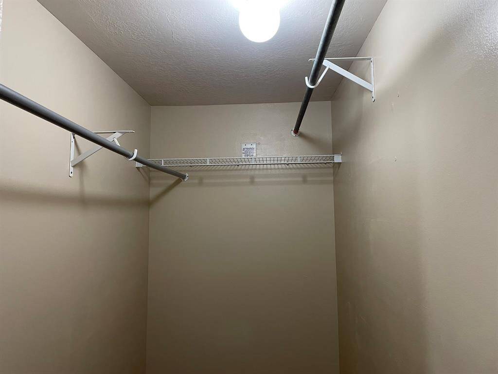 Walk in closet