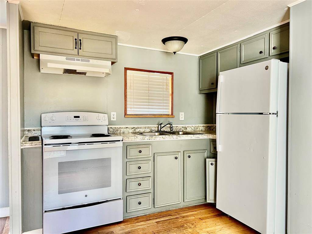 Close up of the Kitchen