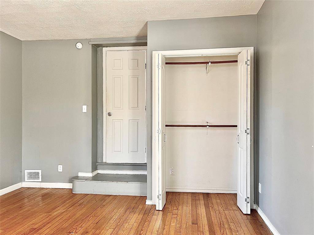 Master Closet.