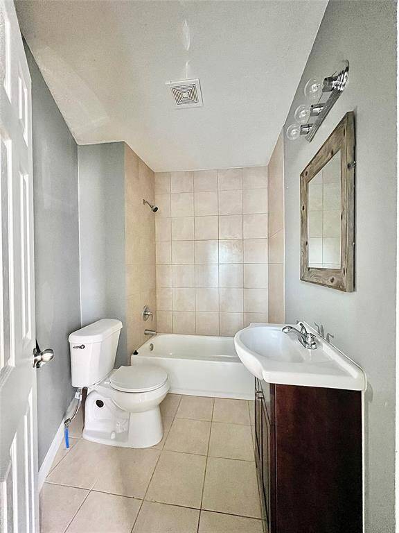 Master Bathroom.