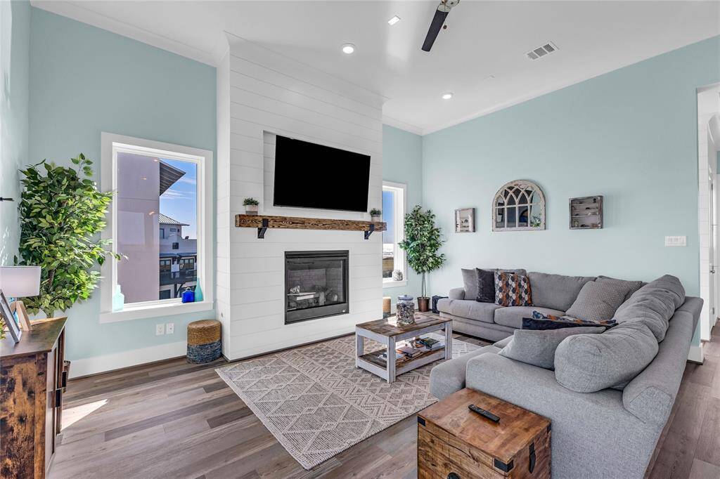 Living room.