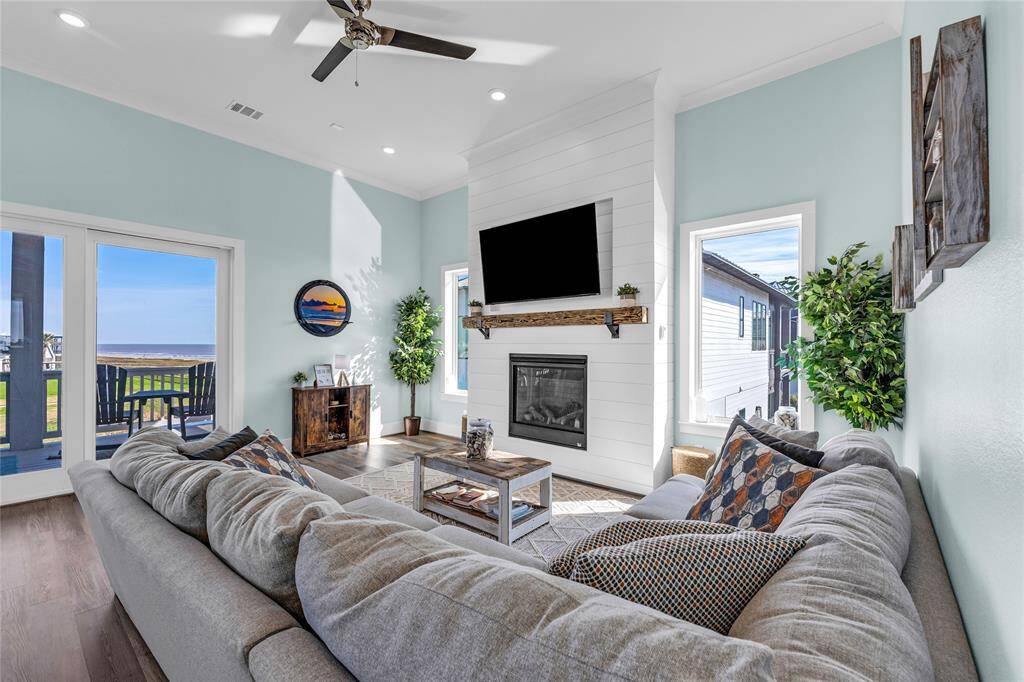 Cozy living room.