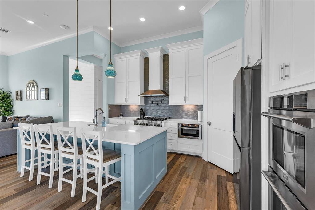 Fully functioning kitchen. So much cabinet space!
