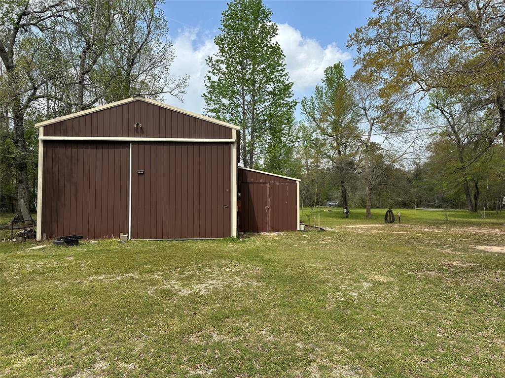 24'x36' Barn with additional built on attached