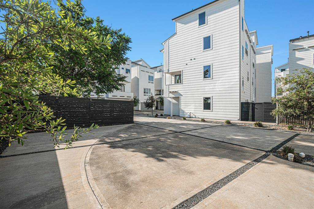 Large driveway for additional parking for you and your guests.