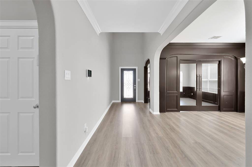 Entry Hallway Area.
