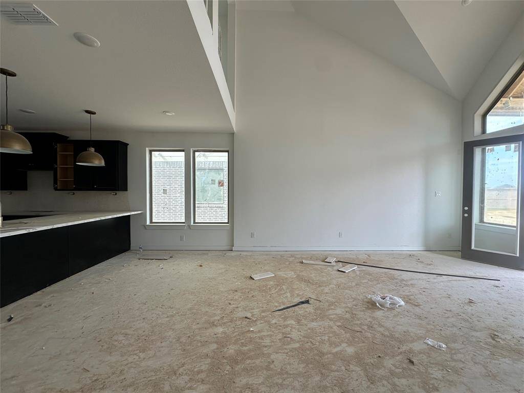 CASUAL DINING AREA + FAMILY ROOM