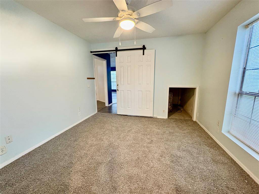 Extra Room with Barn Doors