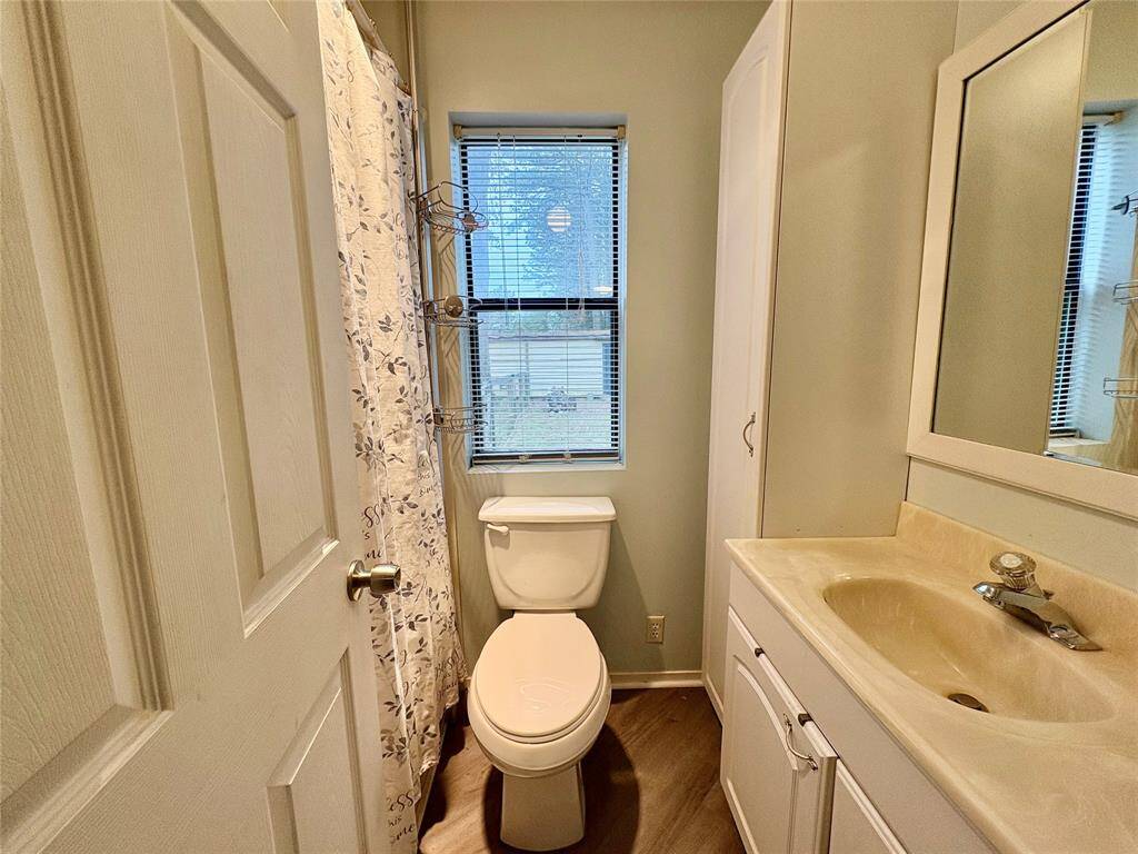 Extra Room's Full Bath with single sink
