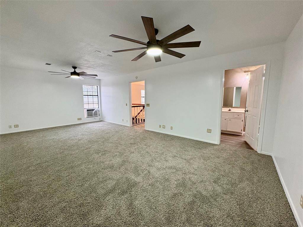 Over sized Primary Bedroom