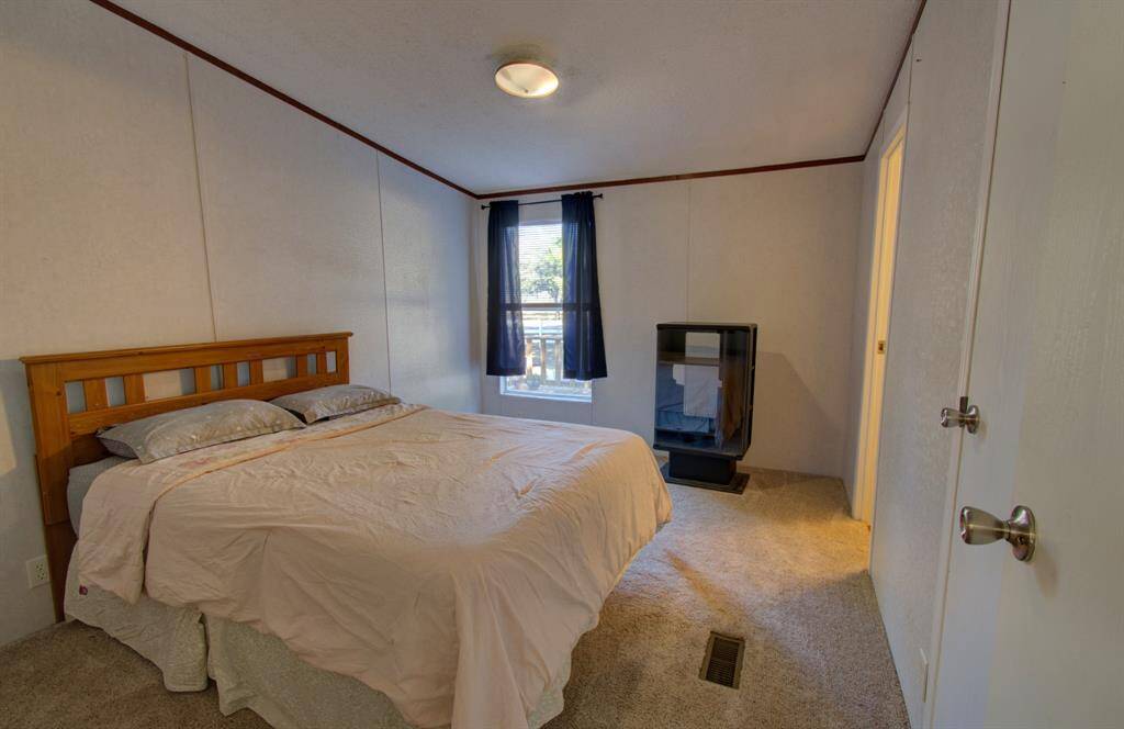 Guest bedroom 1