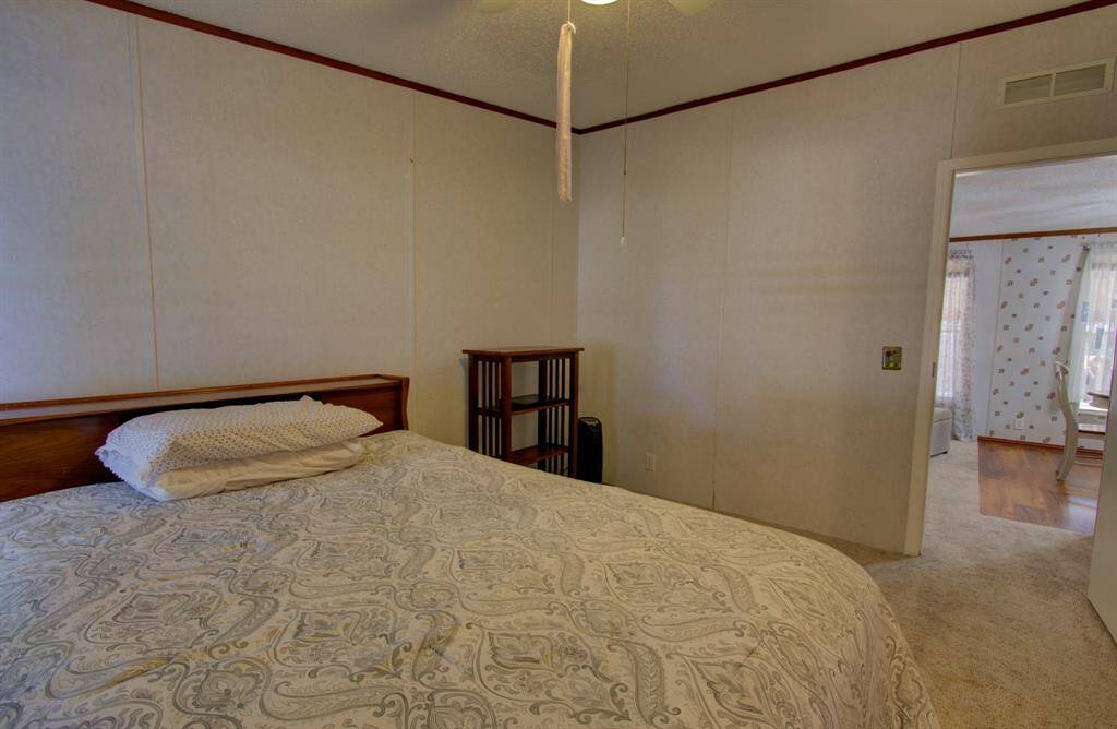 Guest bedroom 2