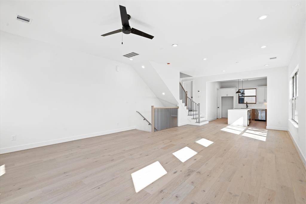 Plenty of natural light  Previous similar construction.