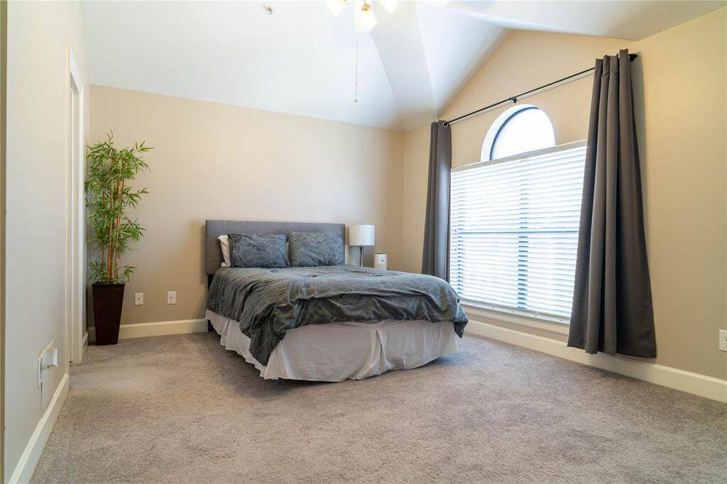 (Third Floor) Primary Bedroom