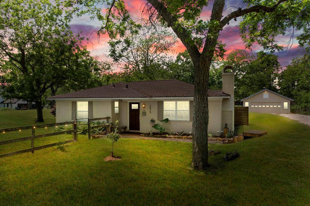 Highly updated home on 2.6616 UNRESTRICTED ACRES. Current owners installed a berm which helps prctect the home in the event of flooding. This property offers lots of elbow room. Back pasture cross fenced with open air barn. Over 40 mature trees, primarily pecan.