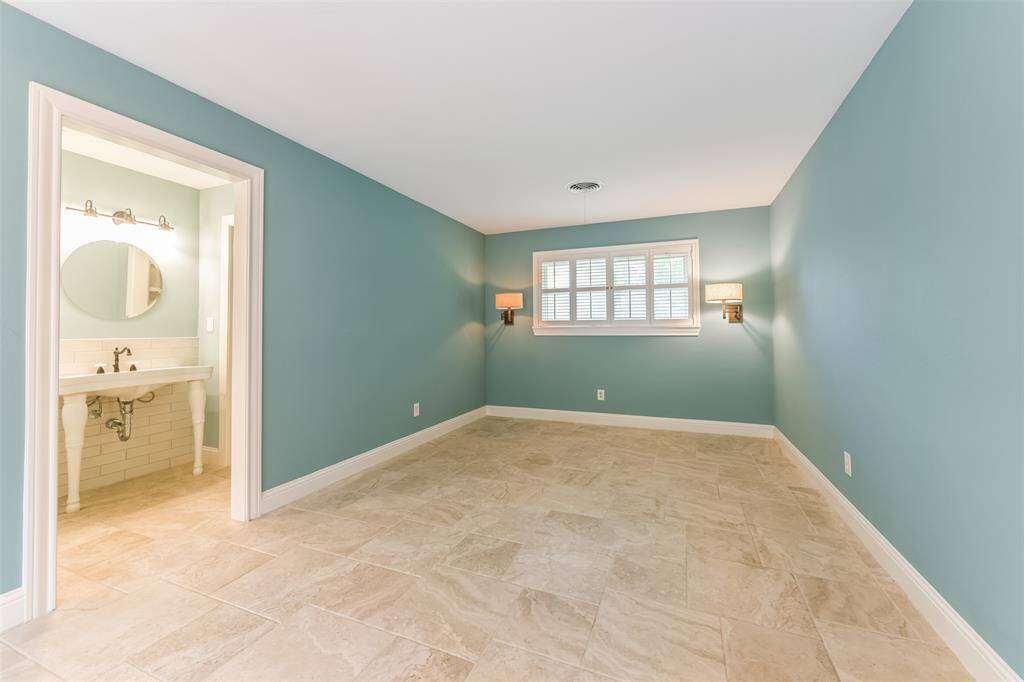 primary bedroom