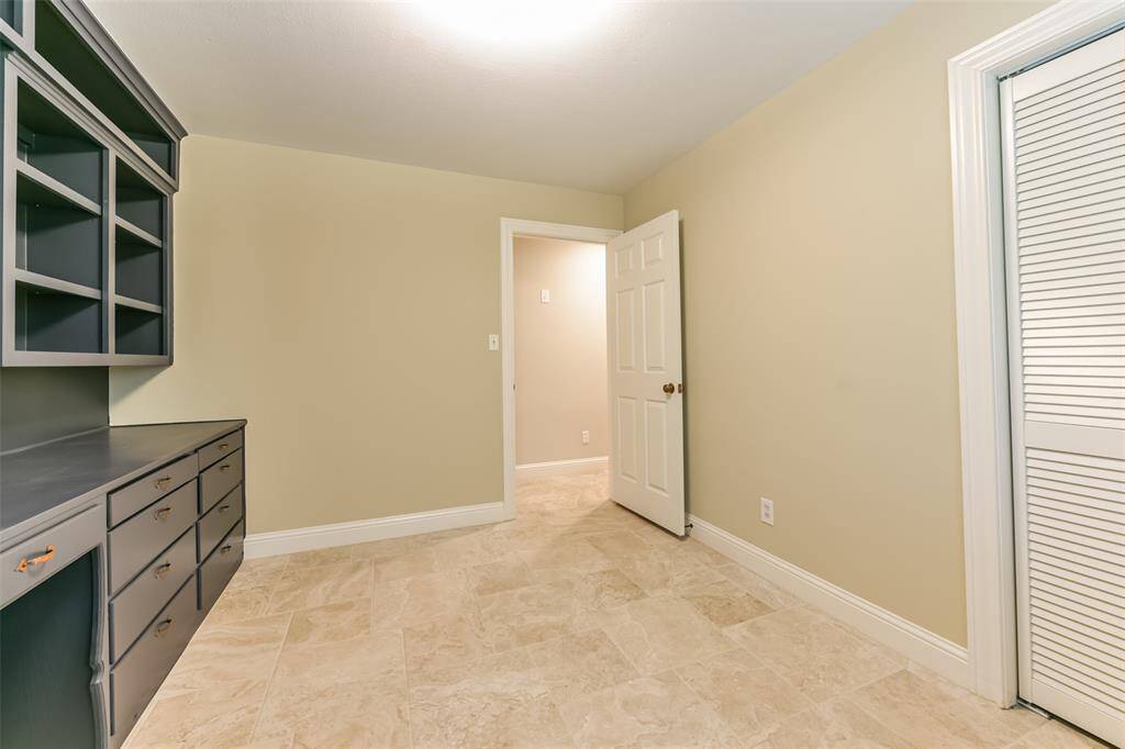 This bedroom can be used as a study/4th bedroom