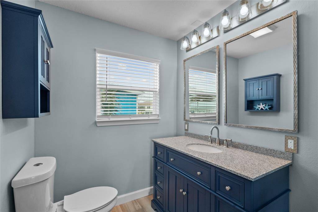 2nd bathroom vanity.