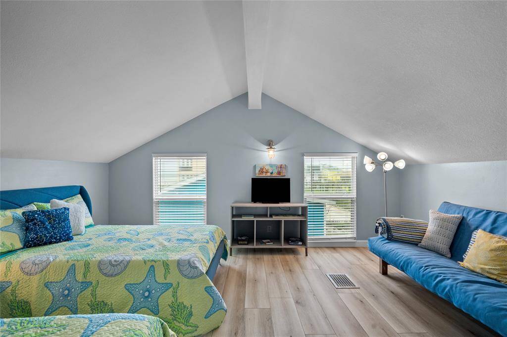 This area is great for kids/ larger families.