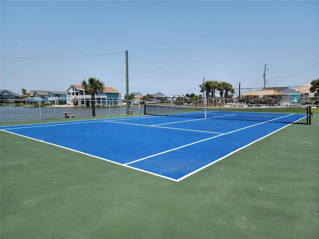 Tennis/ Pickle Ball court