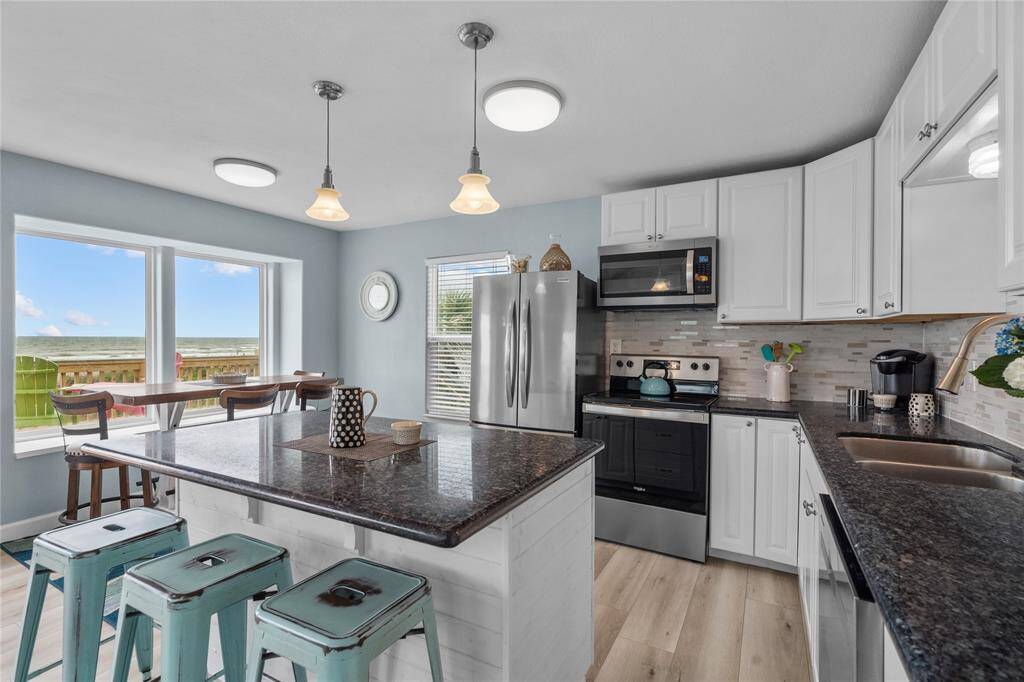 Kitchen with Gulf views.