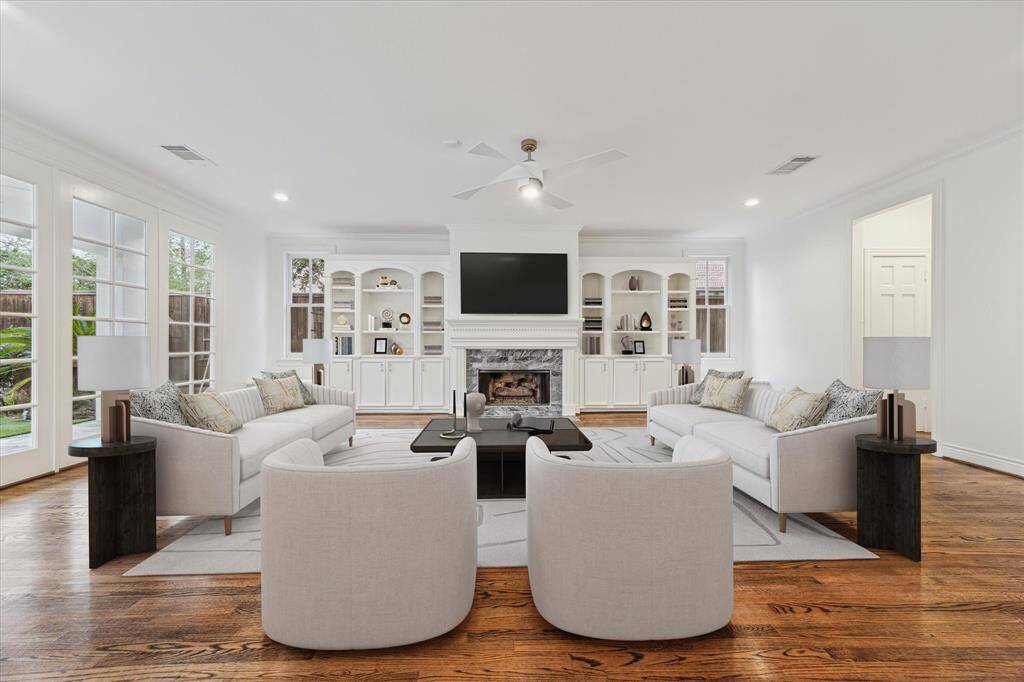 Family Room virtually staged.
