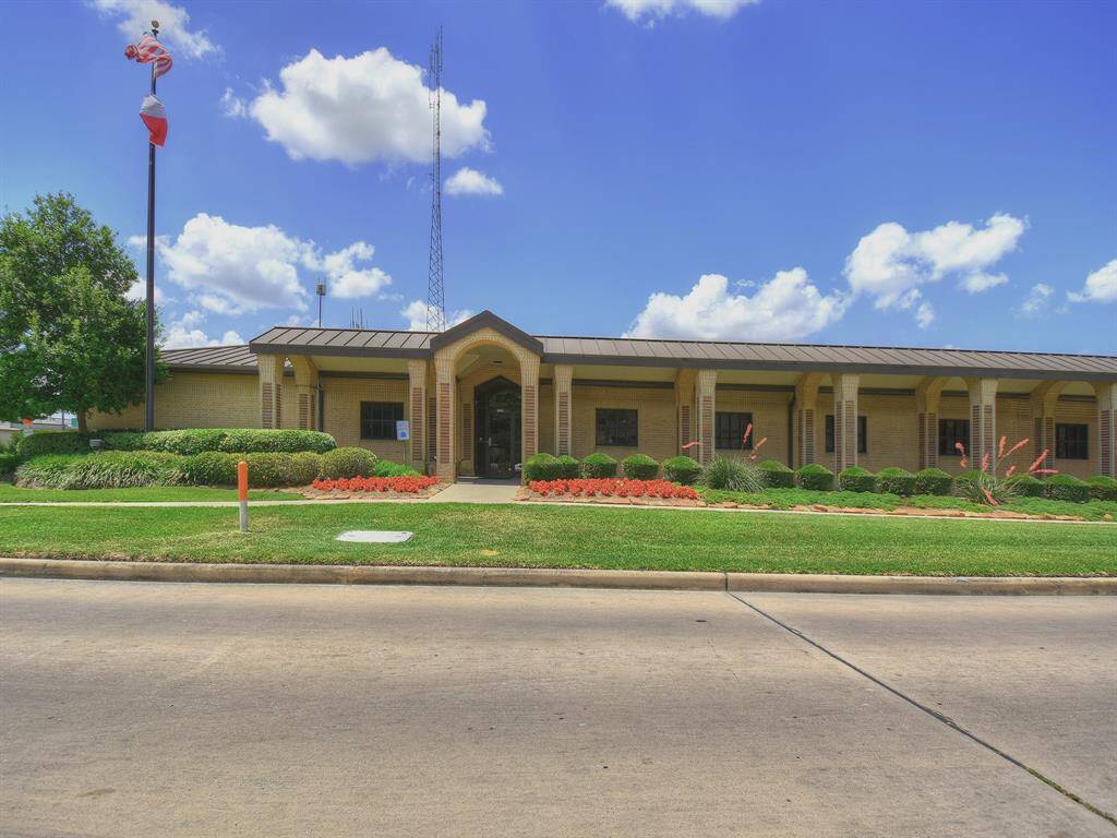 City of Jersey Village has its own city hall, police department, and volunteer fire department. (Picture is of the Jersey Village Police Department.) JV holds a Farmer's Market at the Civic Center on the 1st & 3rd Sundays of every month. It's a great place to sell & purchase local products, meet your neighbors, and make new friends.
