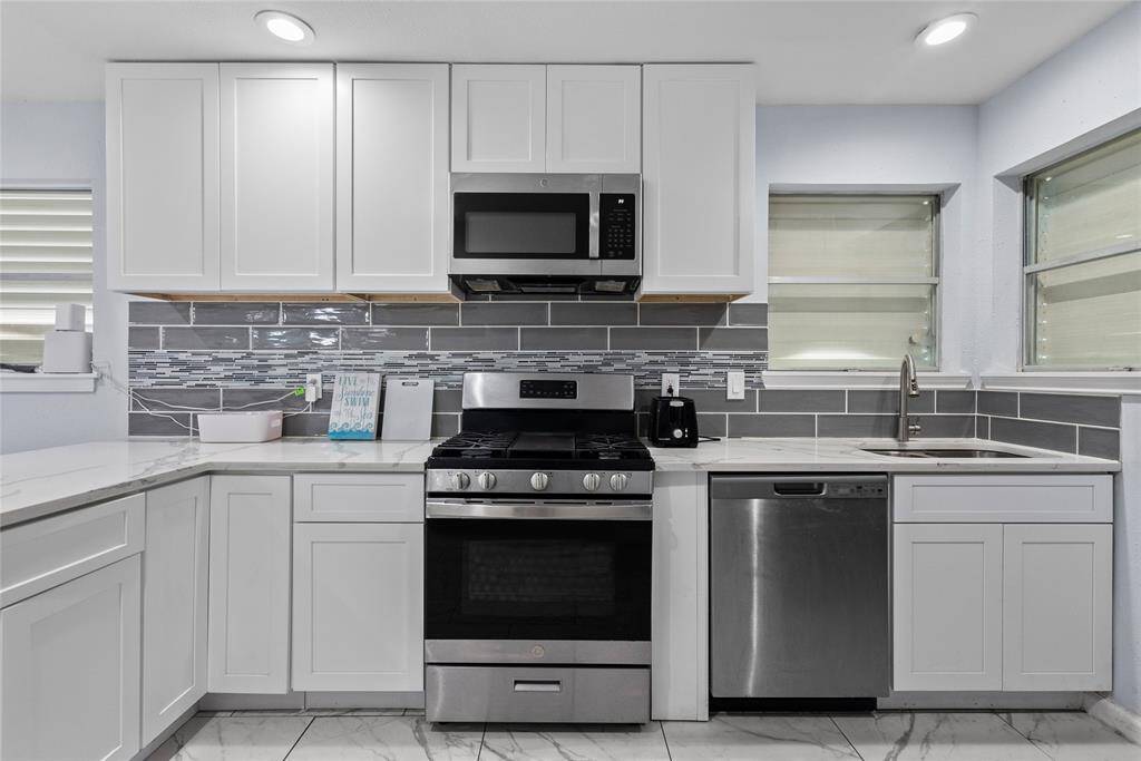 Open and Bright with Abundant Counterspace