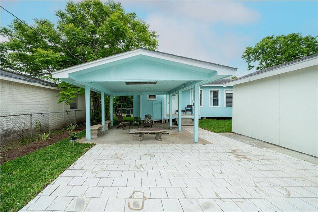 Covered Outdoor Area to Relax and Unwind