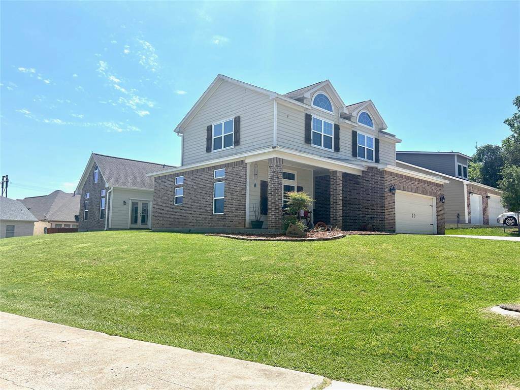 Large yard!