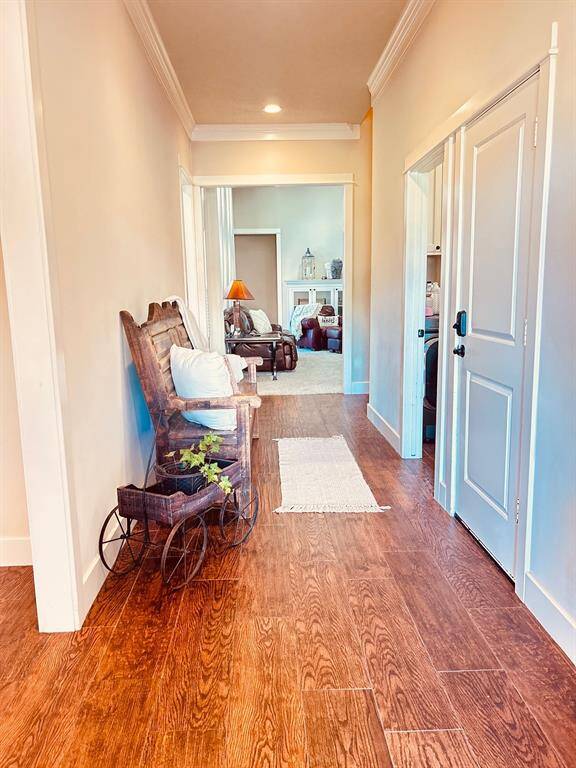 Beautiful entry way!