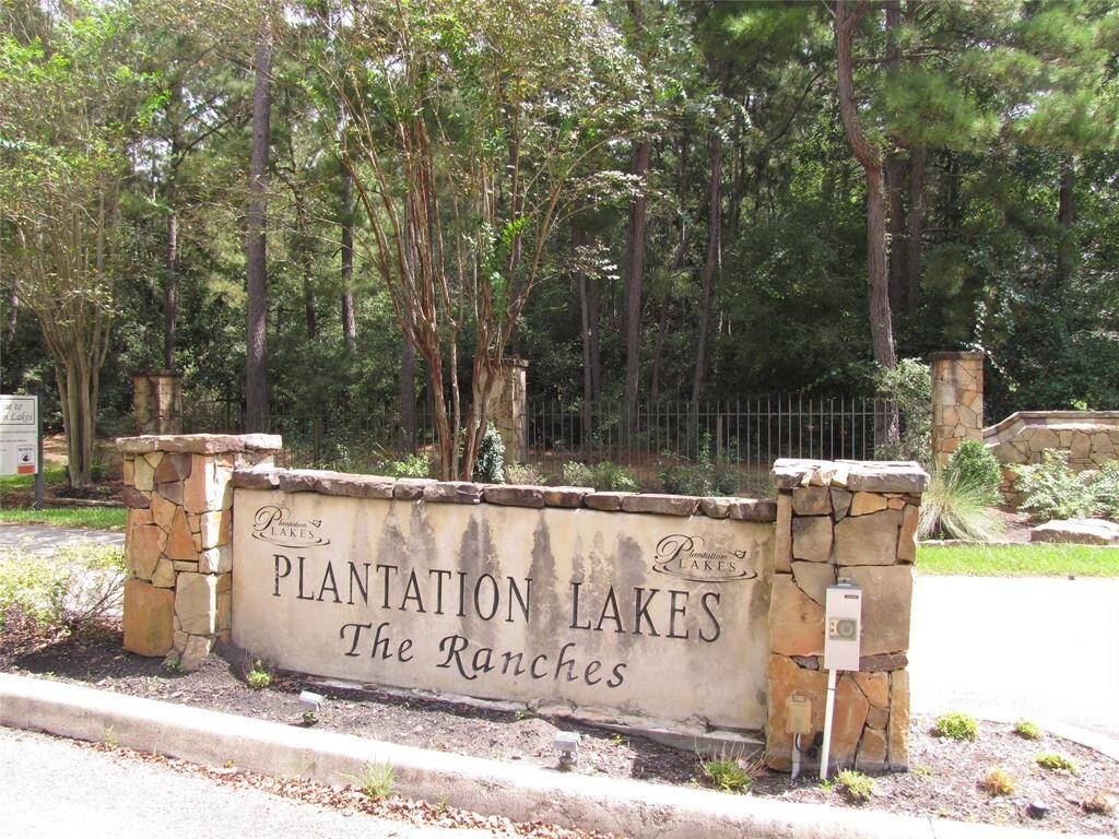 Call Plantation Lakes home!