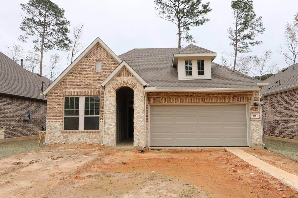 Welcome to The Brecken by David Weekley Homes **HOME ESTIMATED TO BE COMPLETE MARCH 2025**