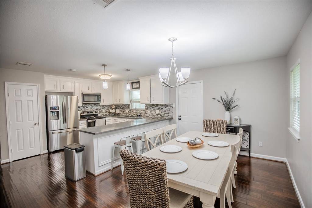 KITCHEN AND DINING
