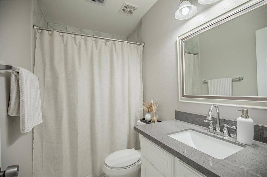 SECONDARY BATH