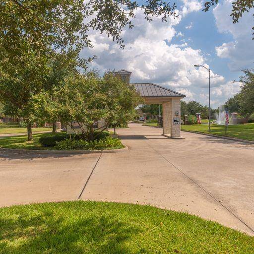 Gated Entrance Master Planned Living in Luxury