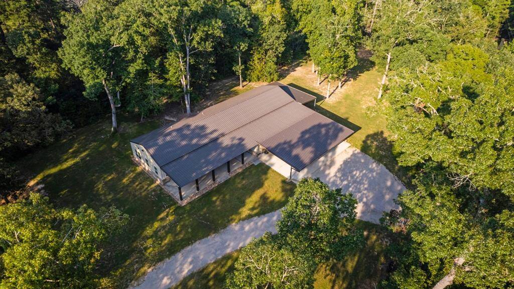 This custom barndominium offers 1,500 sq/ft of living space with a tranquil  retreat from the hustle and bustle.